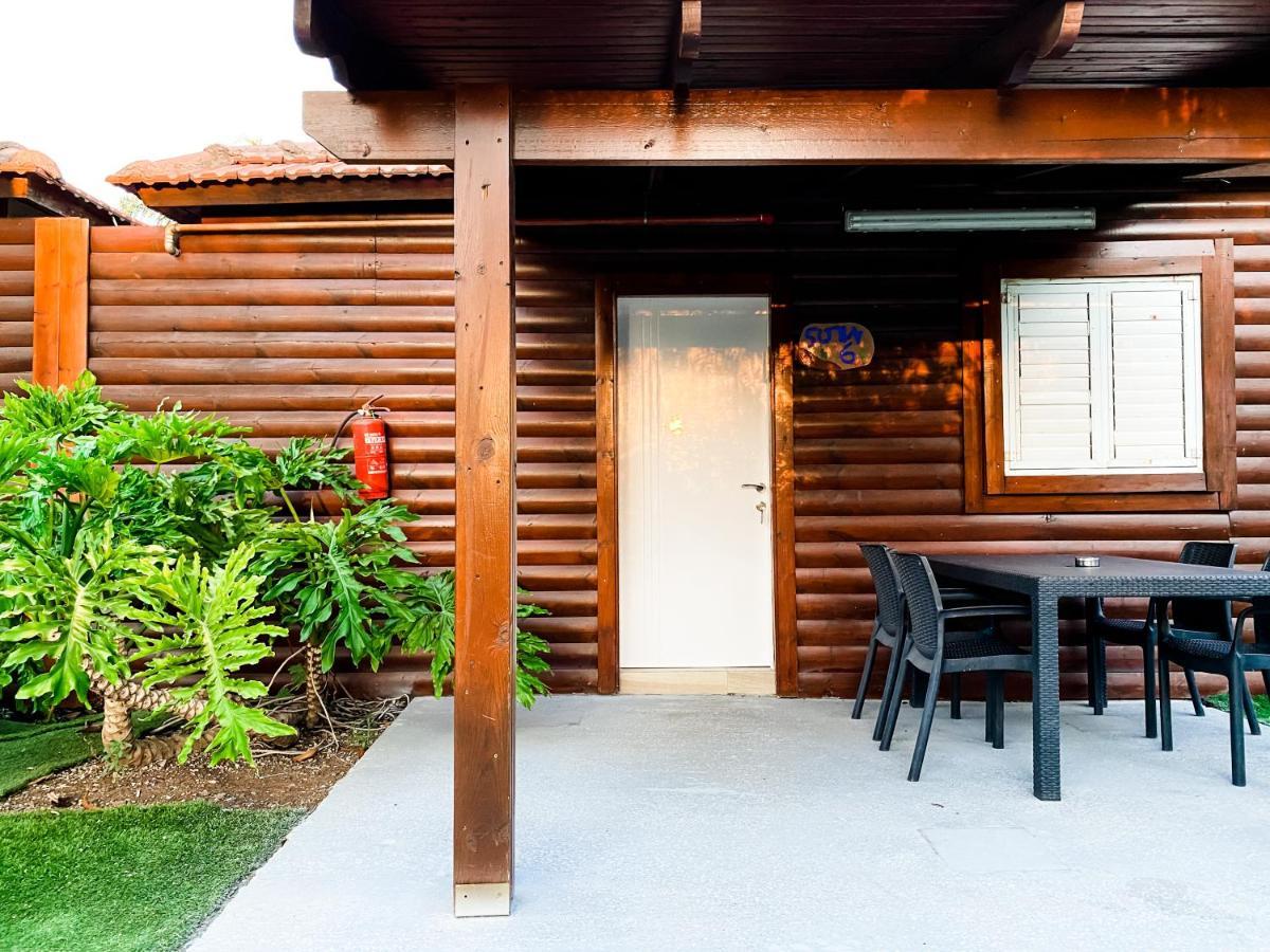 Etzel Tami Hospitality 호텔 Neot Golan 외부 사진