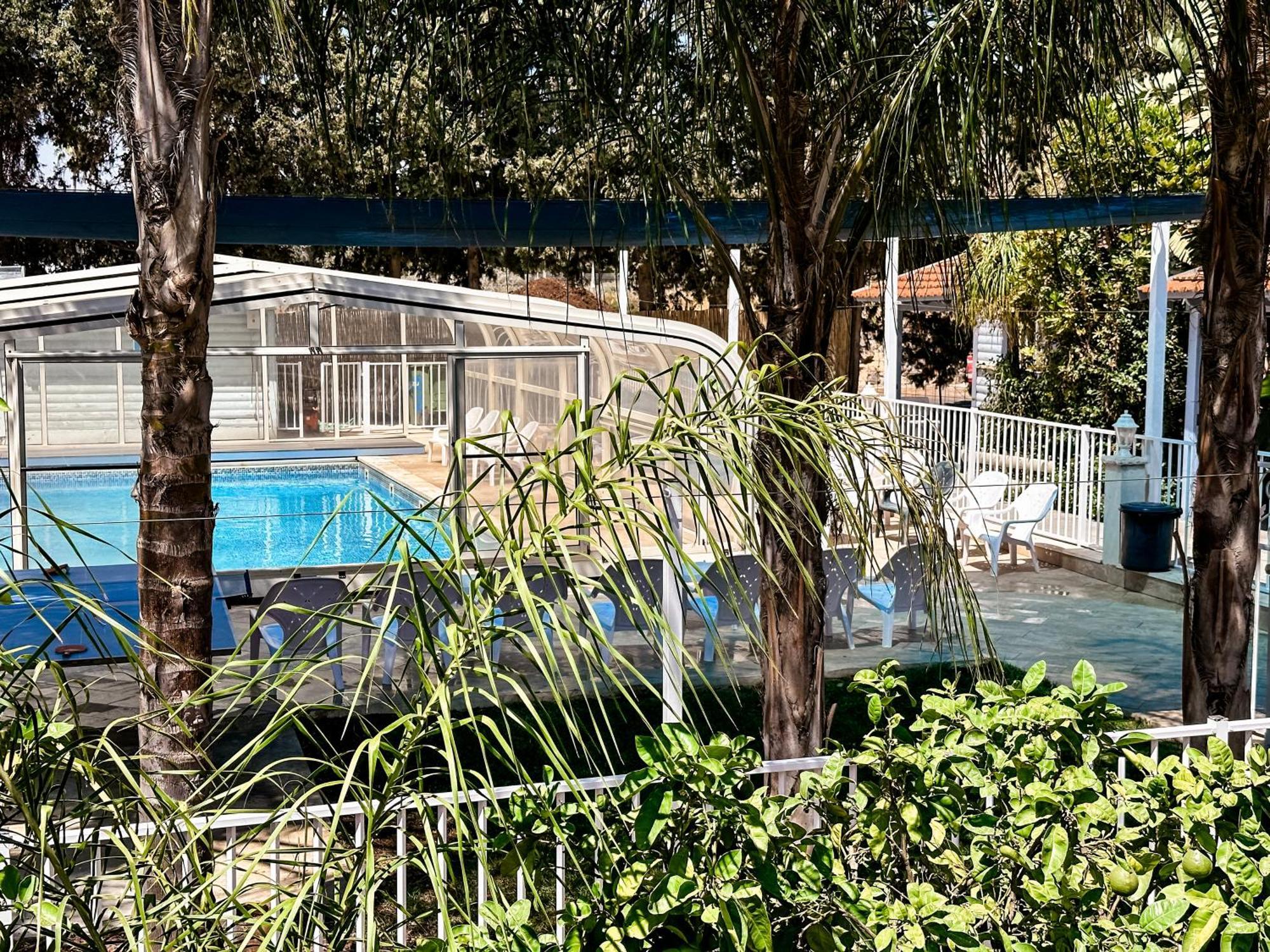 Etzel Tami Hospitality 호텔 Neot Golan 외부 사진