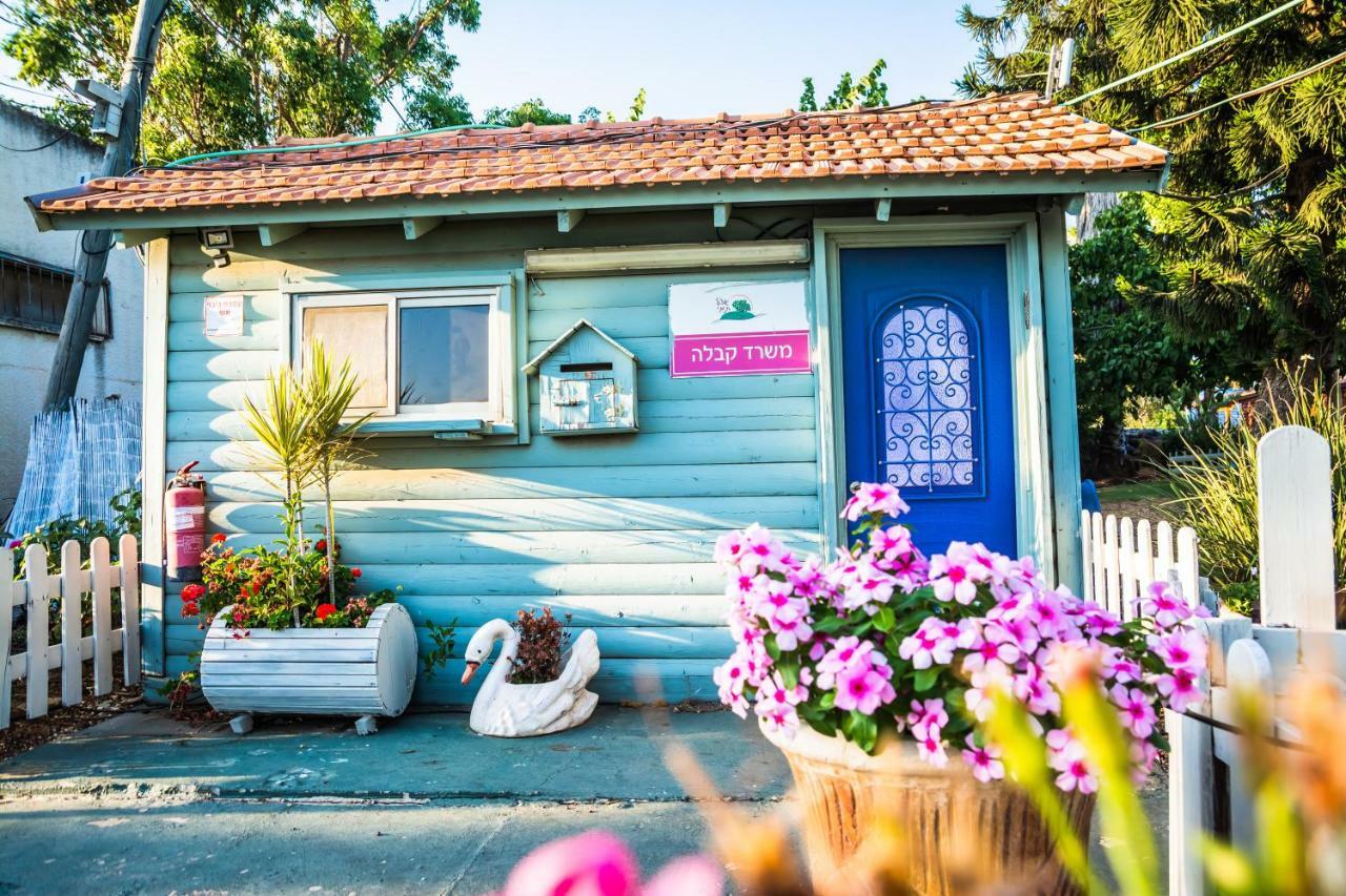 Etzel Tami Hospitality 호텔 Neot Golan 외부 사진
